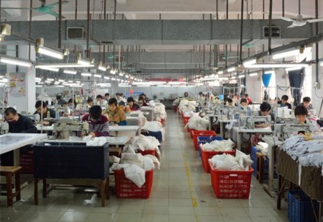 羽絨服代工廠，睿牛制衣