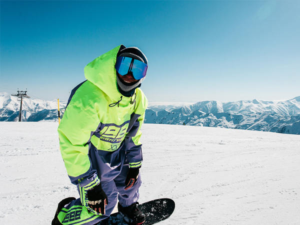 國內(nèi)滑雪服定制生產(chǎn)廠家哪家強(qiáng)？