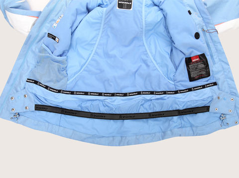 功能款沖鋒衣生產(chǎn)，戶外團(tuán)體沖鋒衣定制