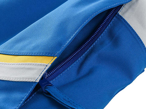 沖鋒衣滑雪服廠家來(lái)圖來(lái)樣定制滑雪服