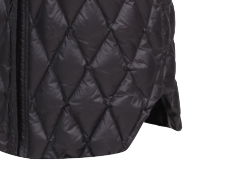 黑色立領(lǐng)女士加長款羽絨服生產(chǎn)廠家