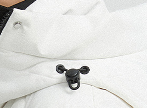 品牌羽絨服生產(chǎn)廠家制作定制羽絨服