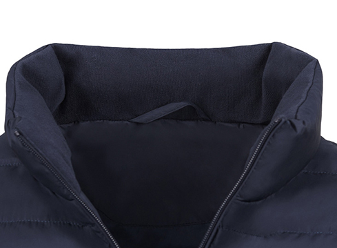 輕薄男款羽絨服專業(yè)定制生產(chǎn)品牌代工