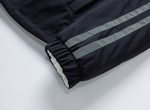 雙面穿風(fēng)衣定制廠(chǎng)家專(zhuān)業(yè)生產(chǎn)風(fēng)衣