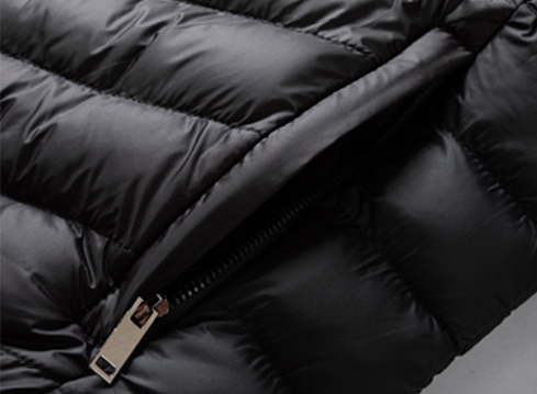 時尚潮牌男款羽絨服生產(chǎn)廠家定制品牌羽絨服