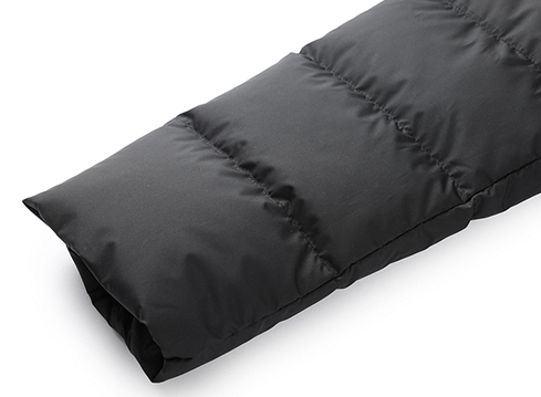 中長(zhǎng)款品牌保暖羽絨服定制生產(chǎn)廠家