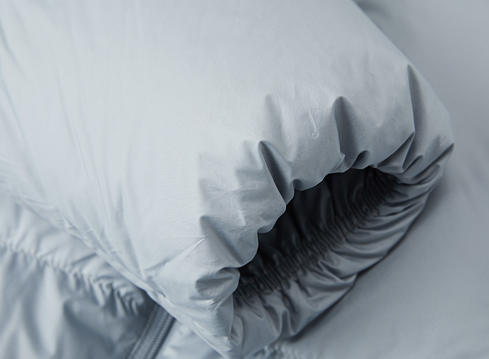 女士立領短款保暖羽絨服定制生產(chǎn)廠家