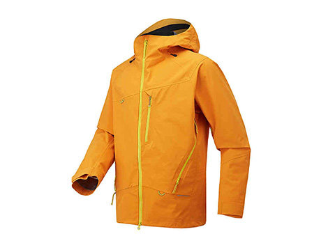 高端防水壓膠沖鋒衣生產(chǎn)代工